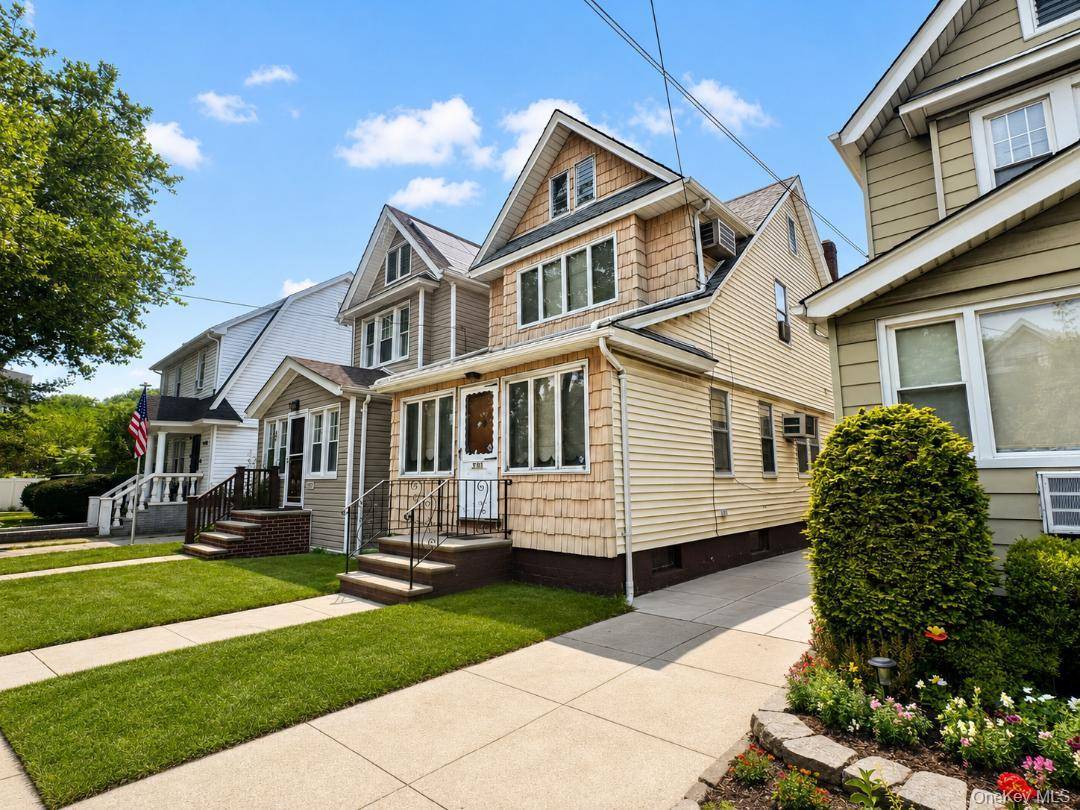 87-09 69th AVE, Forest Hills, NY 11375