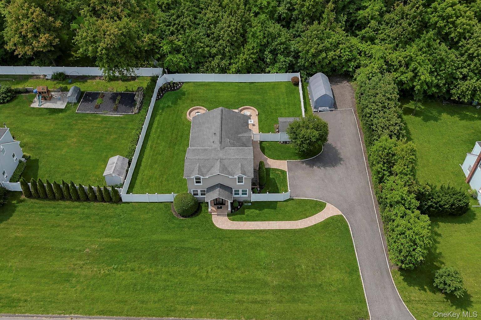 2553 Motor Pkwy, Ronkonkoma, NY 11779