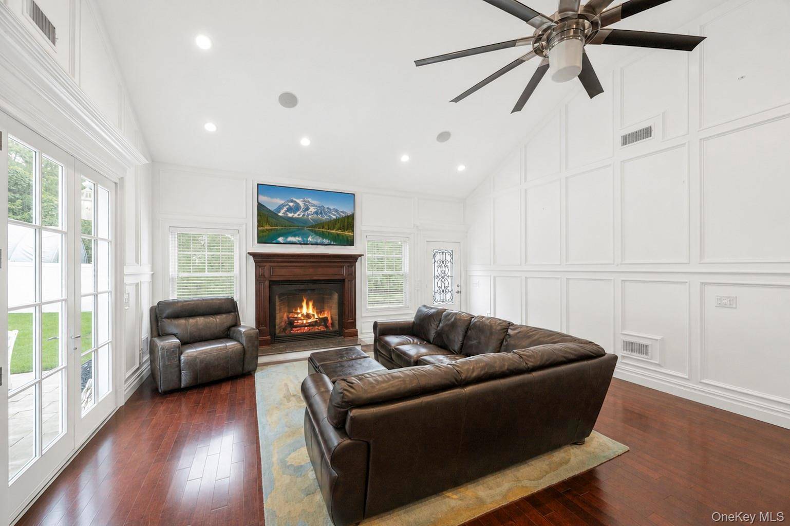 2553 Motor Pkwy, Ronkonkoma, NY 11779