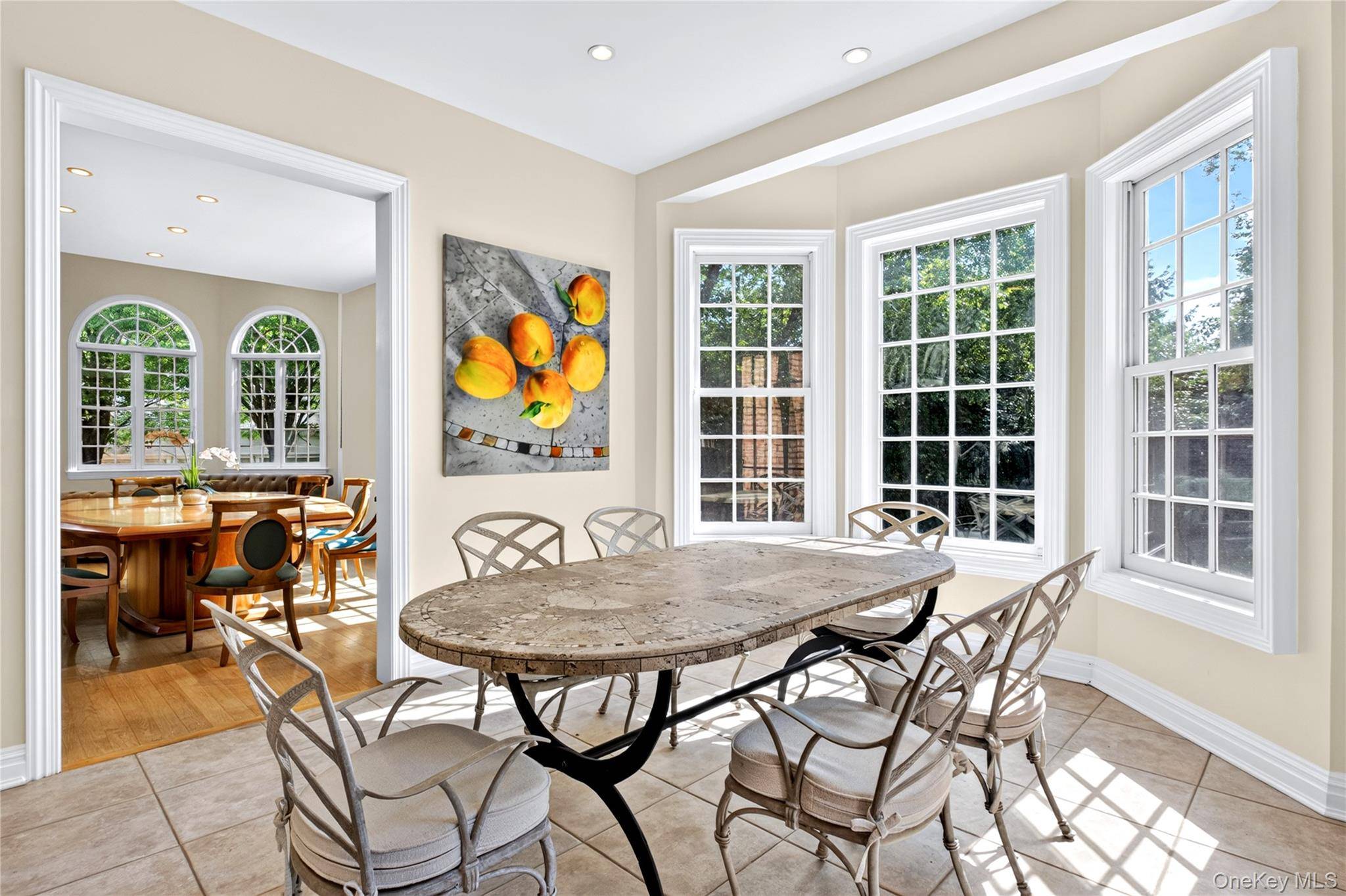 63 Charney CT, Manhasset, NY 11030