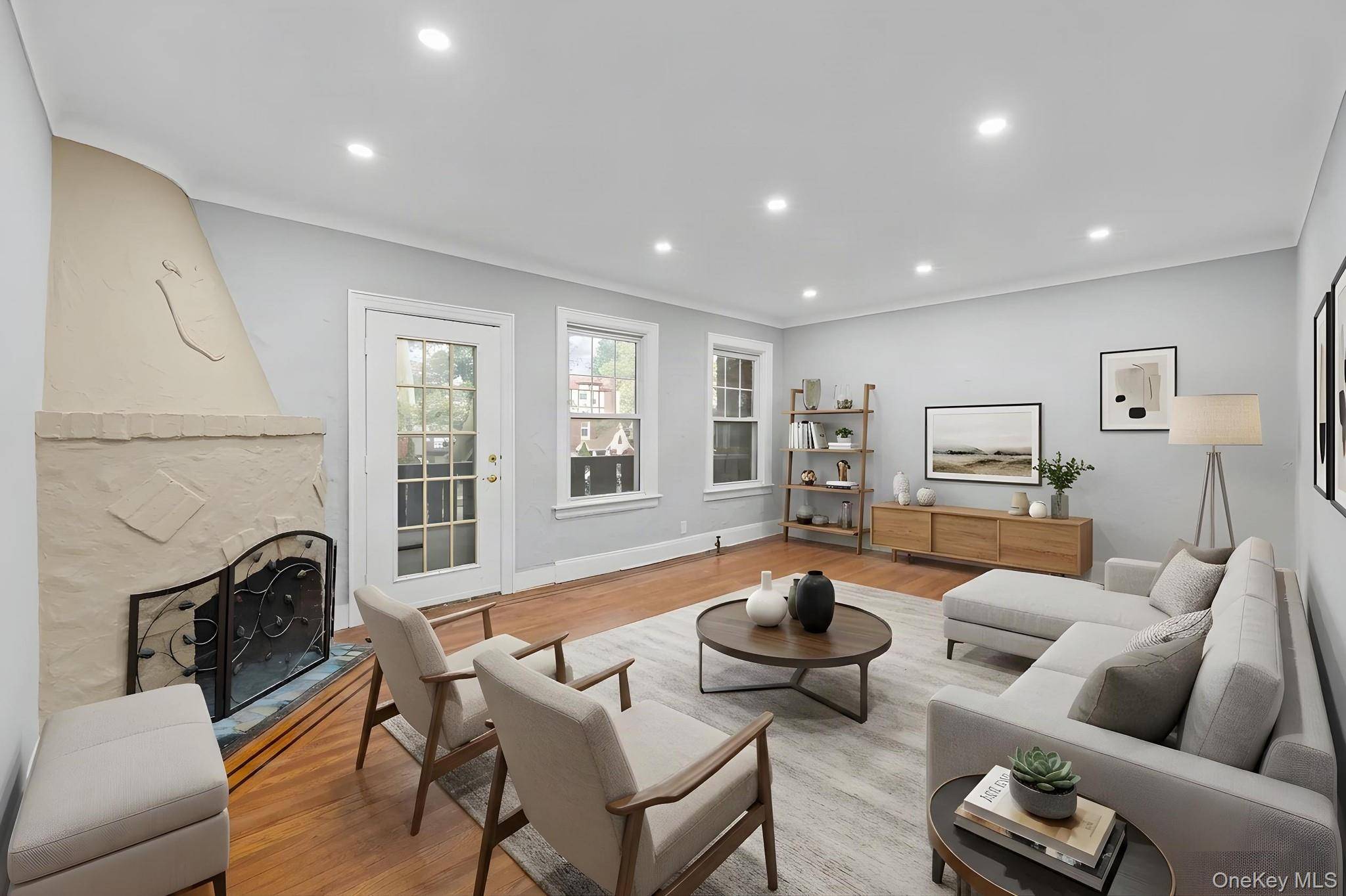 13314 Francis Lewis BLVD, Laurelton, NY 11413