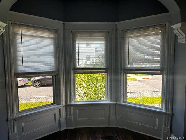 31 Harrison ST #1, Poughkeepsie, NY 12601