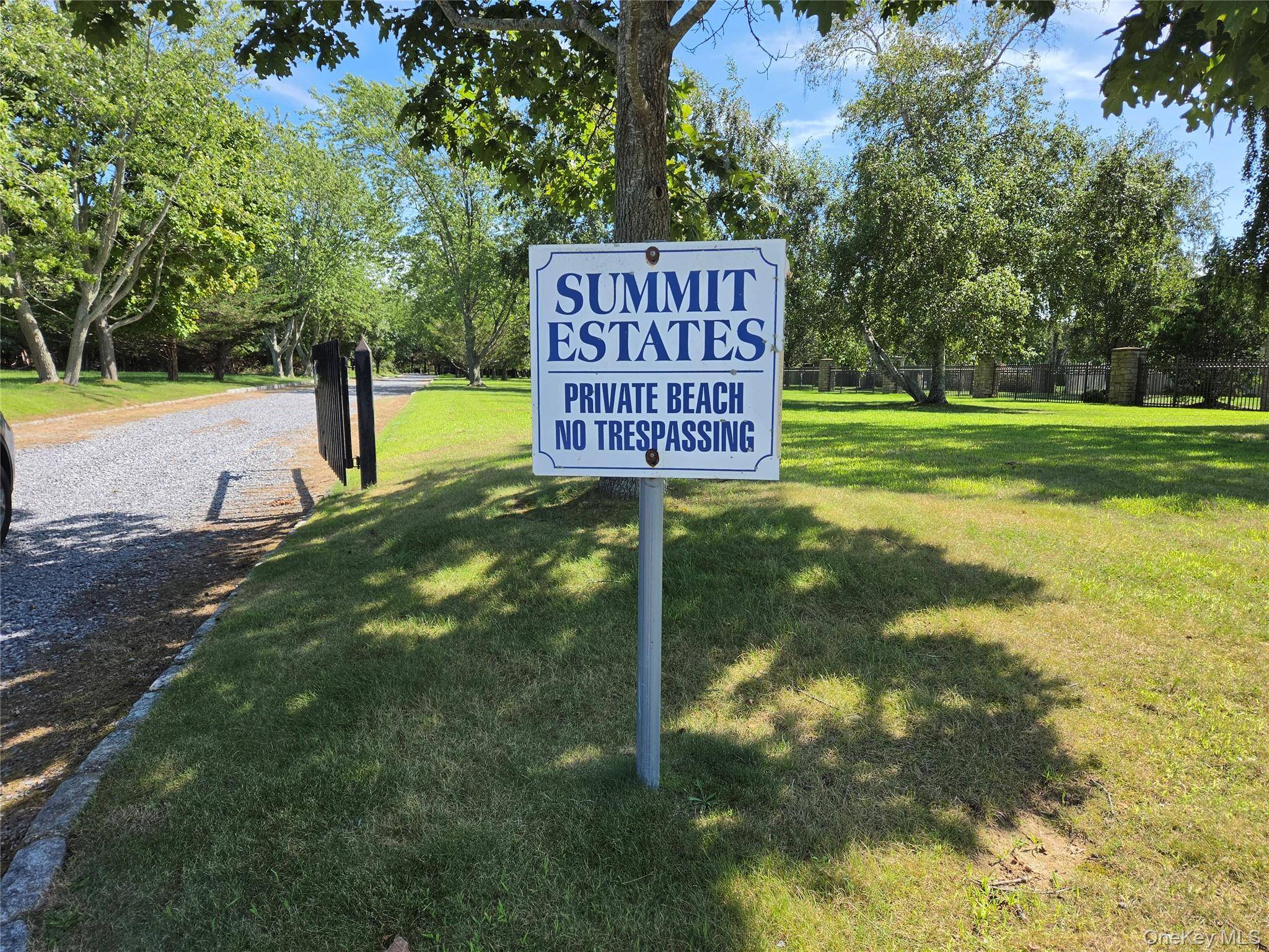 280 Marina LN, East Marion, NY 11939