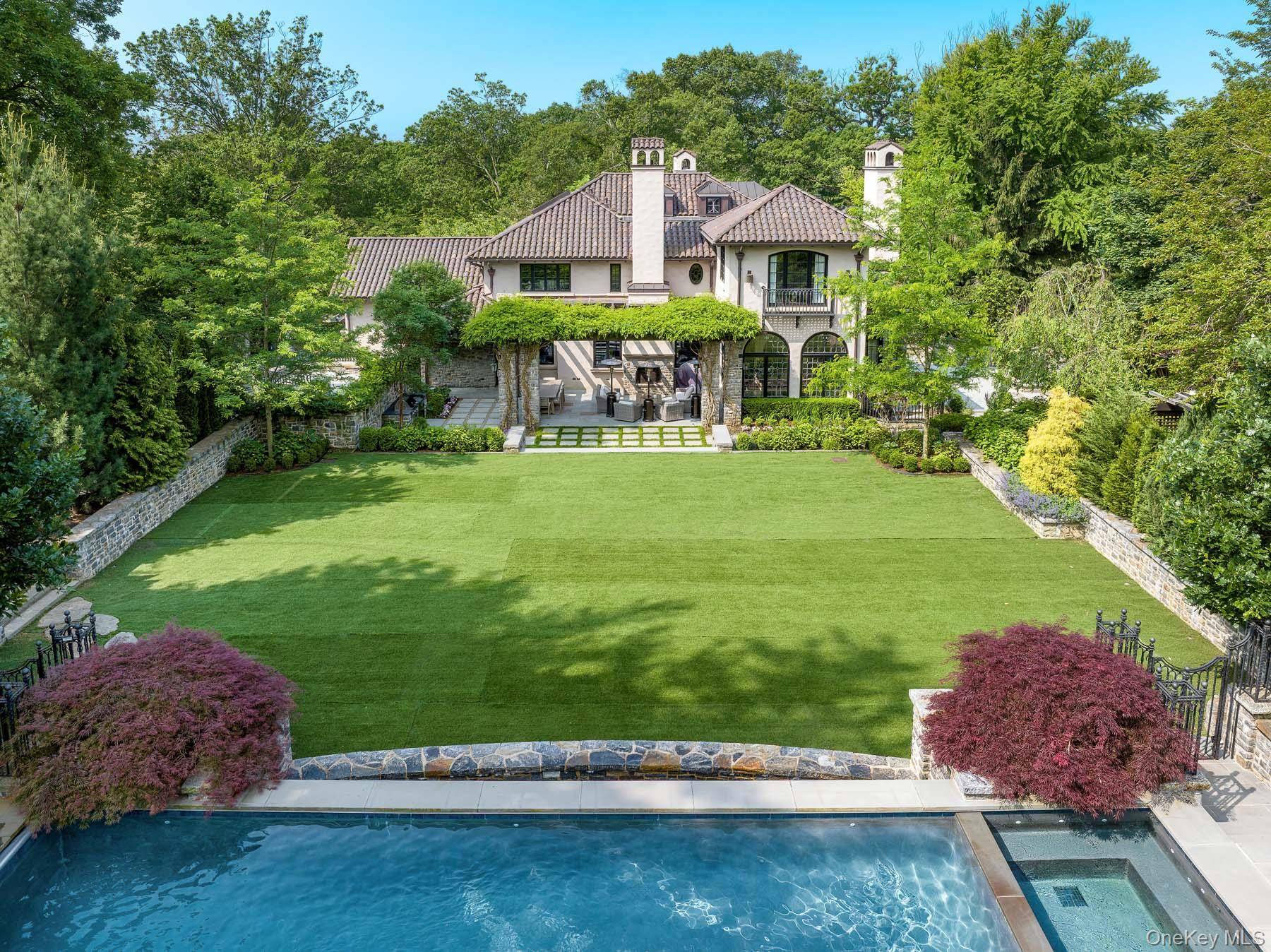 47 Masterton RD, Bronxville, NY 10708
