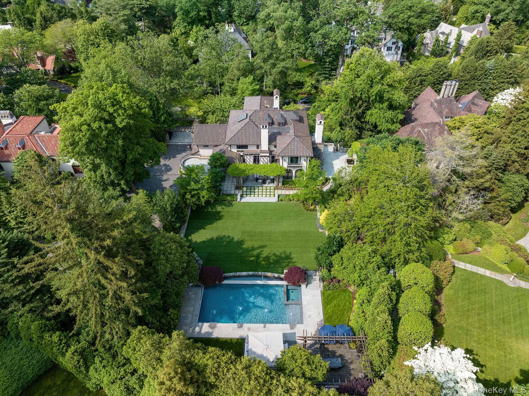 47 Masterton RD, Bronxville, NY 10708