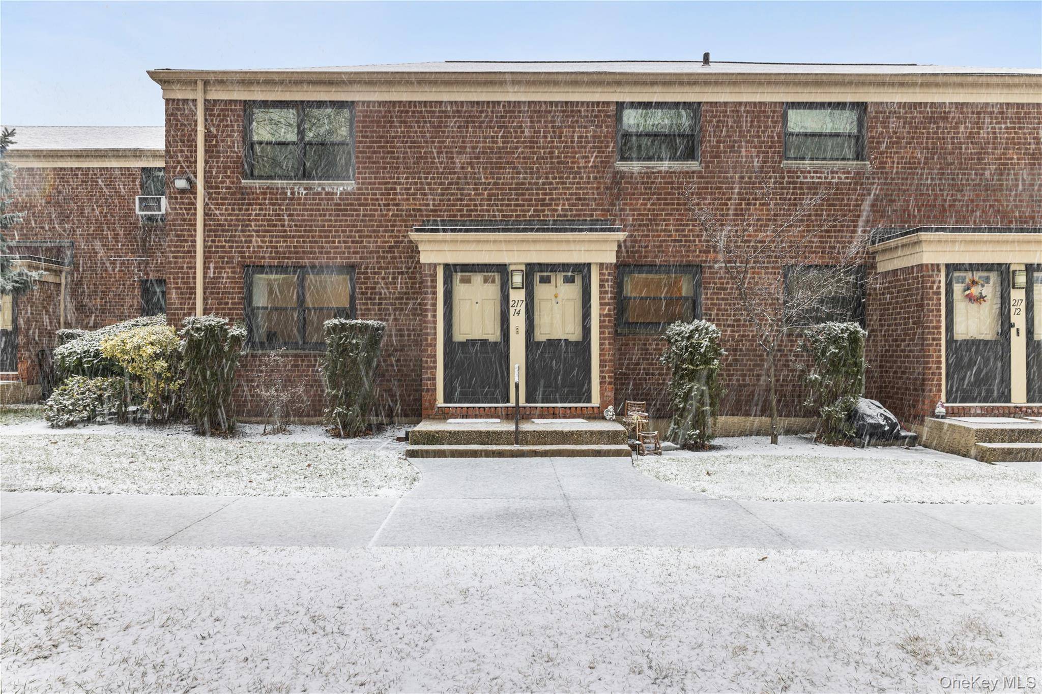 217-14 73rd AVE #1st FL, Bayside, NY 11364