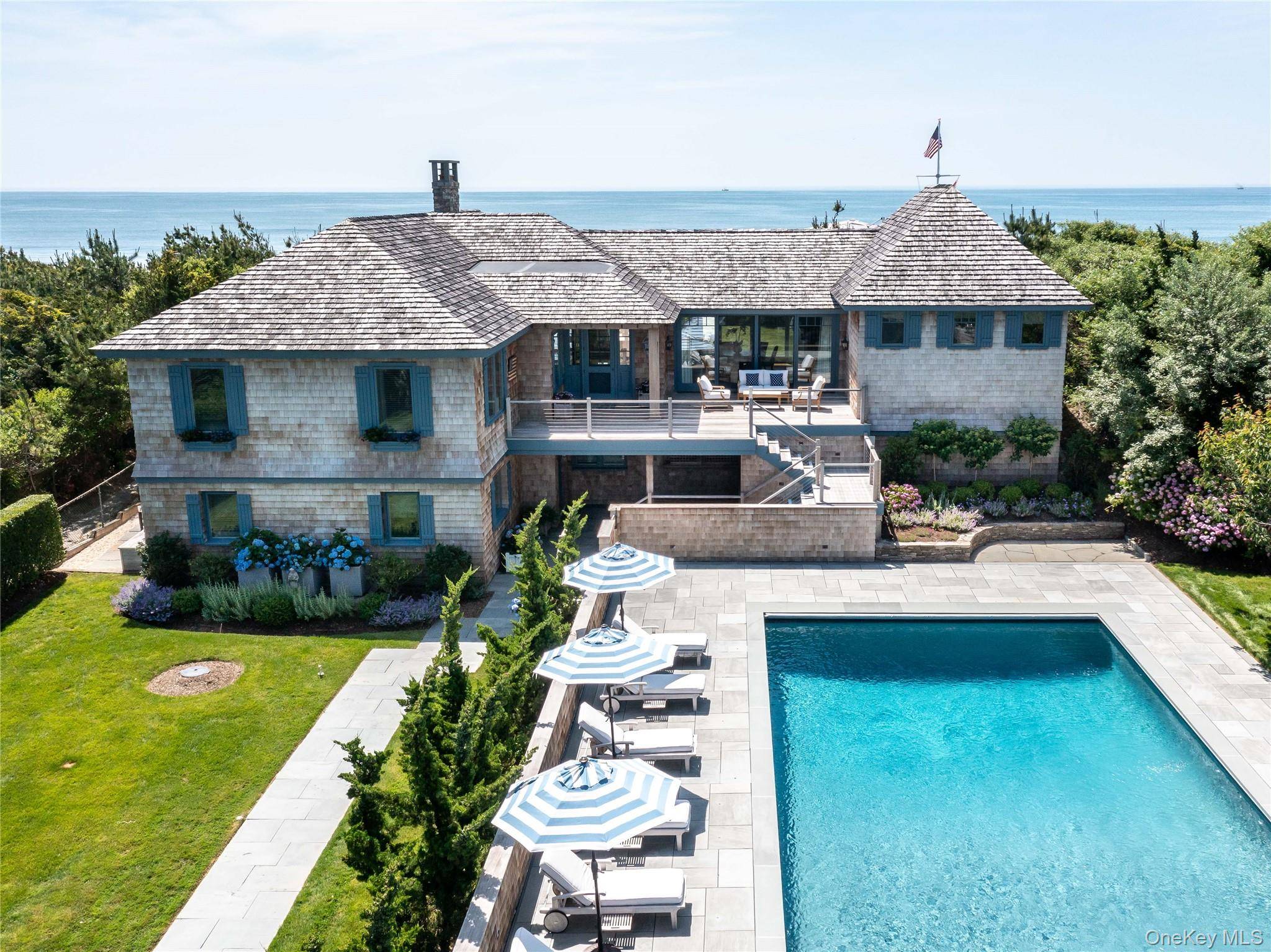 40 Dune RD, Quogue, NY 11959