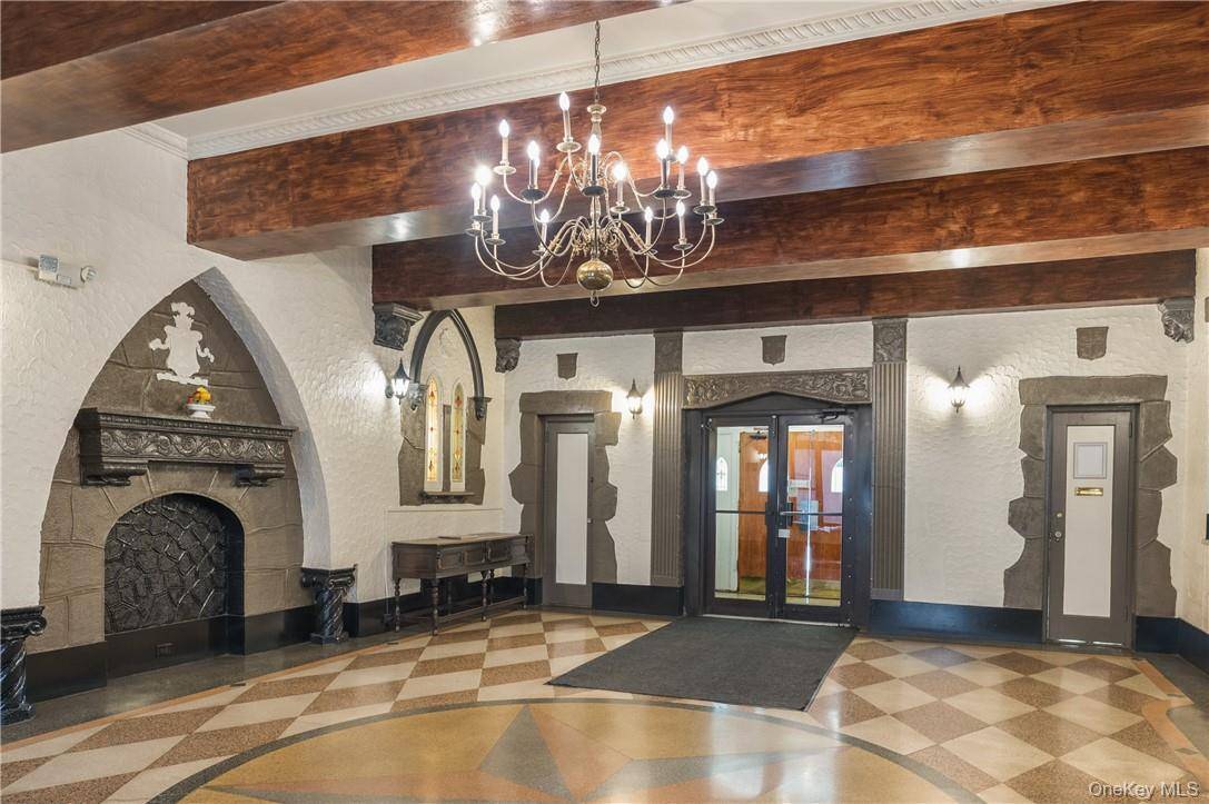 10 Nosband AVE #1C, White Plains, NY 10605