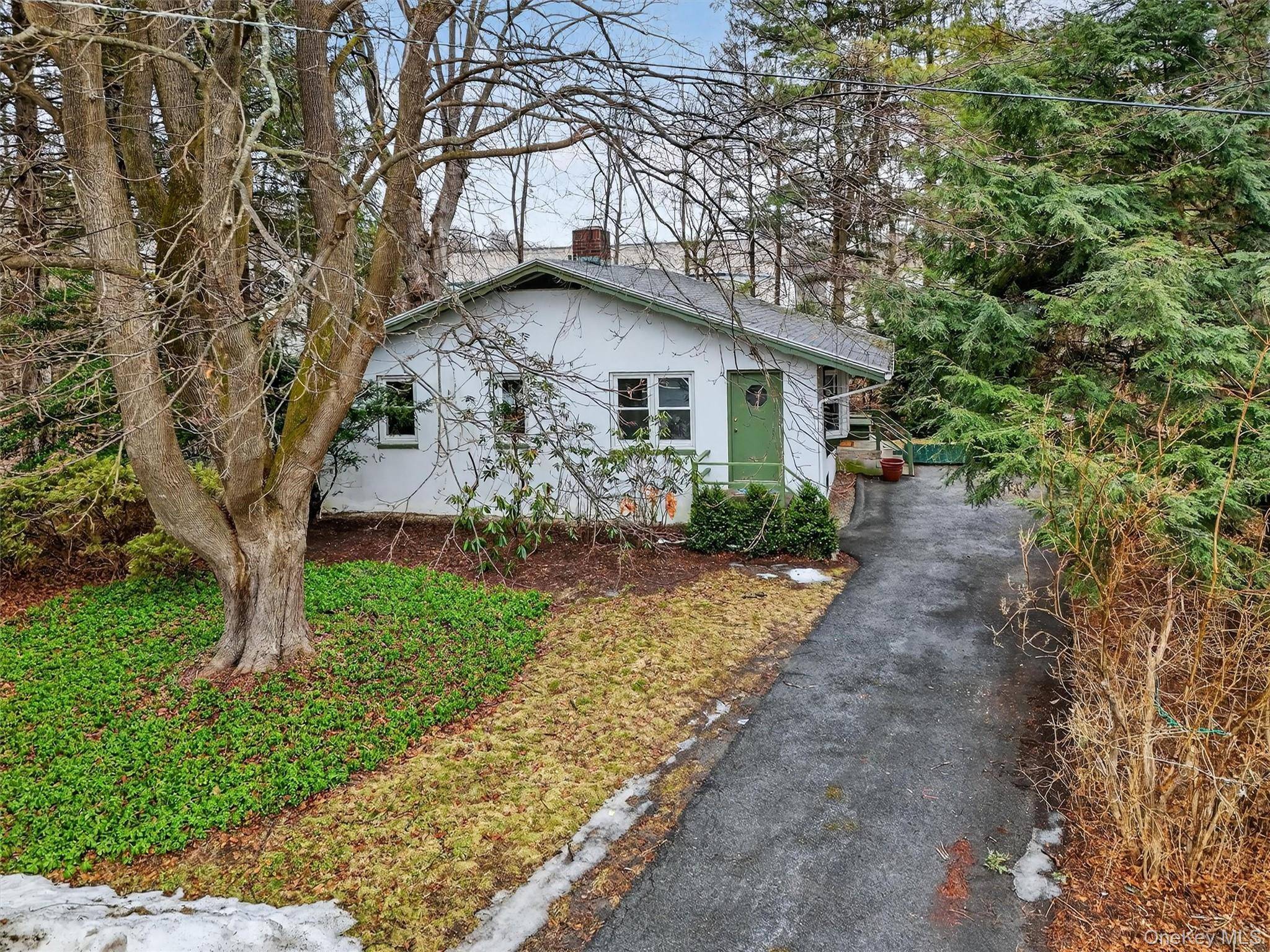 17 Townsend BLVD, Pawling, NY 12564