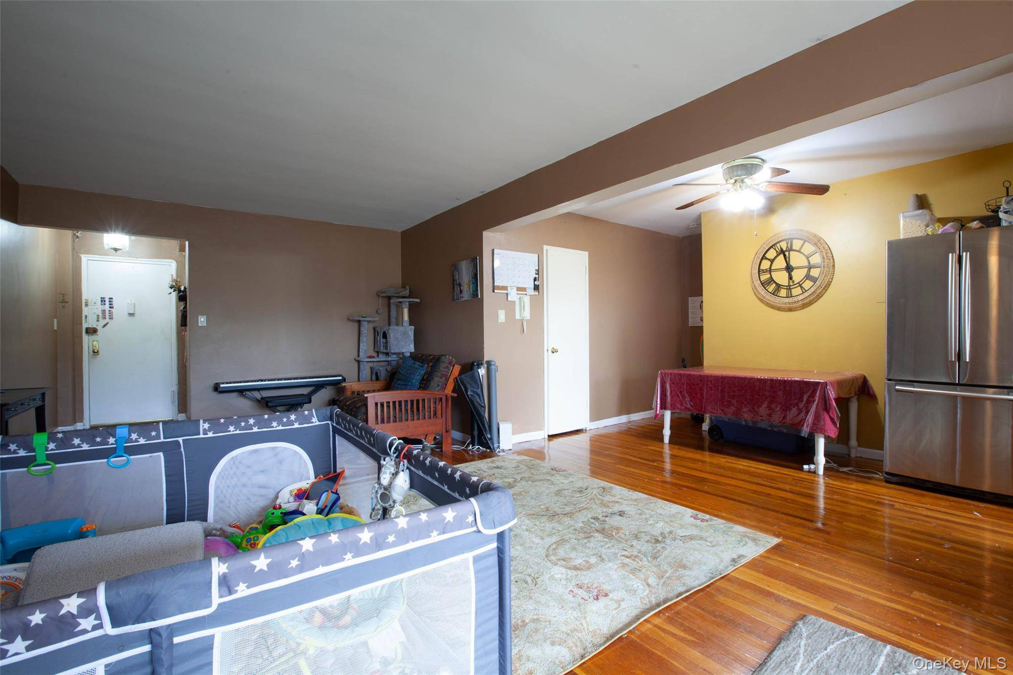 224-24 Union Turnpike #6G, Oakland Gardens, NY 11364