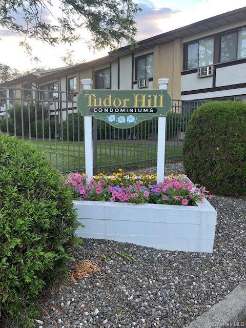 600 Tudor HL, Nanuet, NY 10954