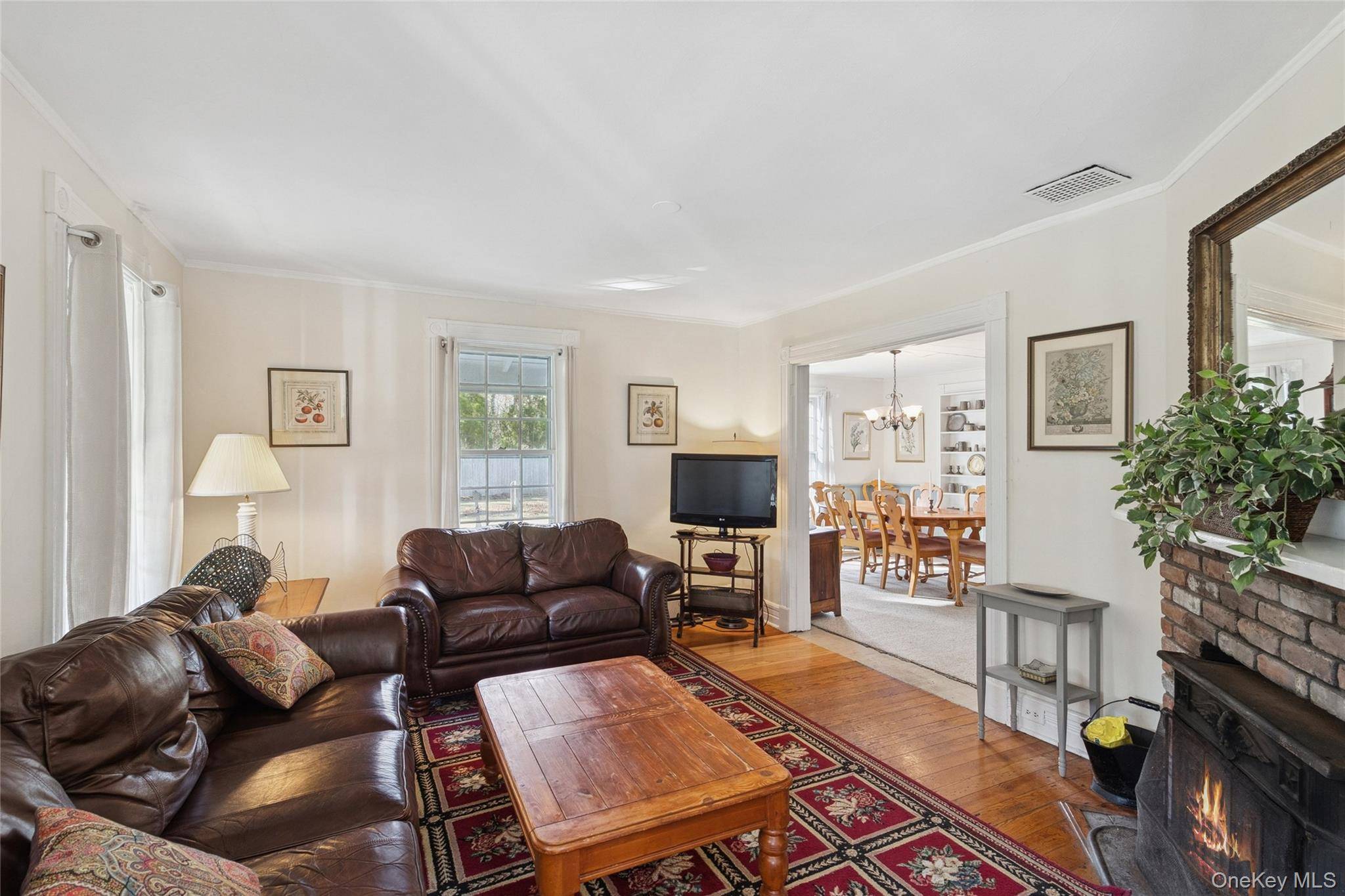 718 Montauk HWY, East Quogue, NY 11942