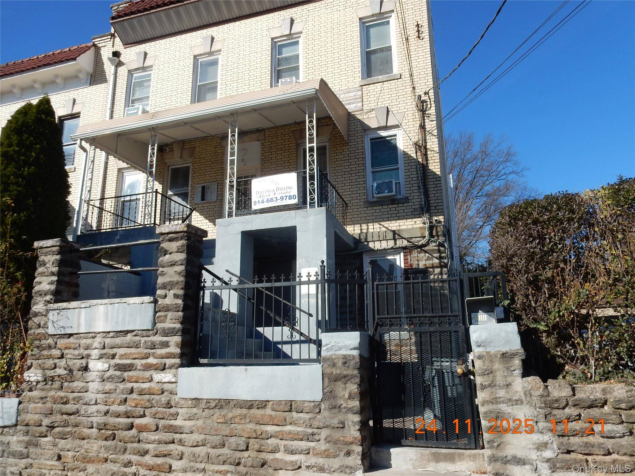 42 S Bleeker ST, Mount Vernon, NY 10550