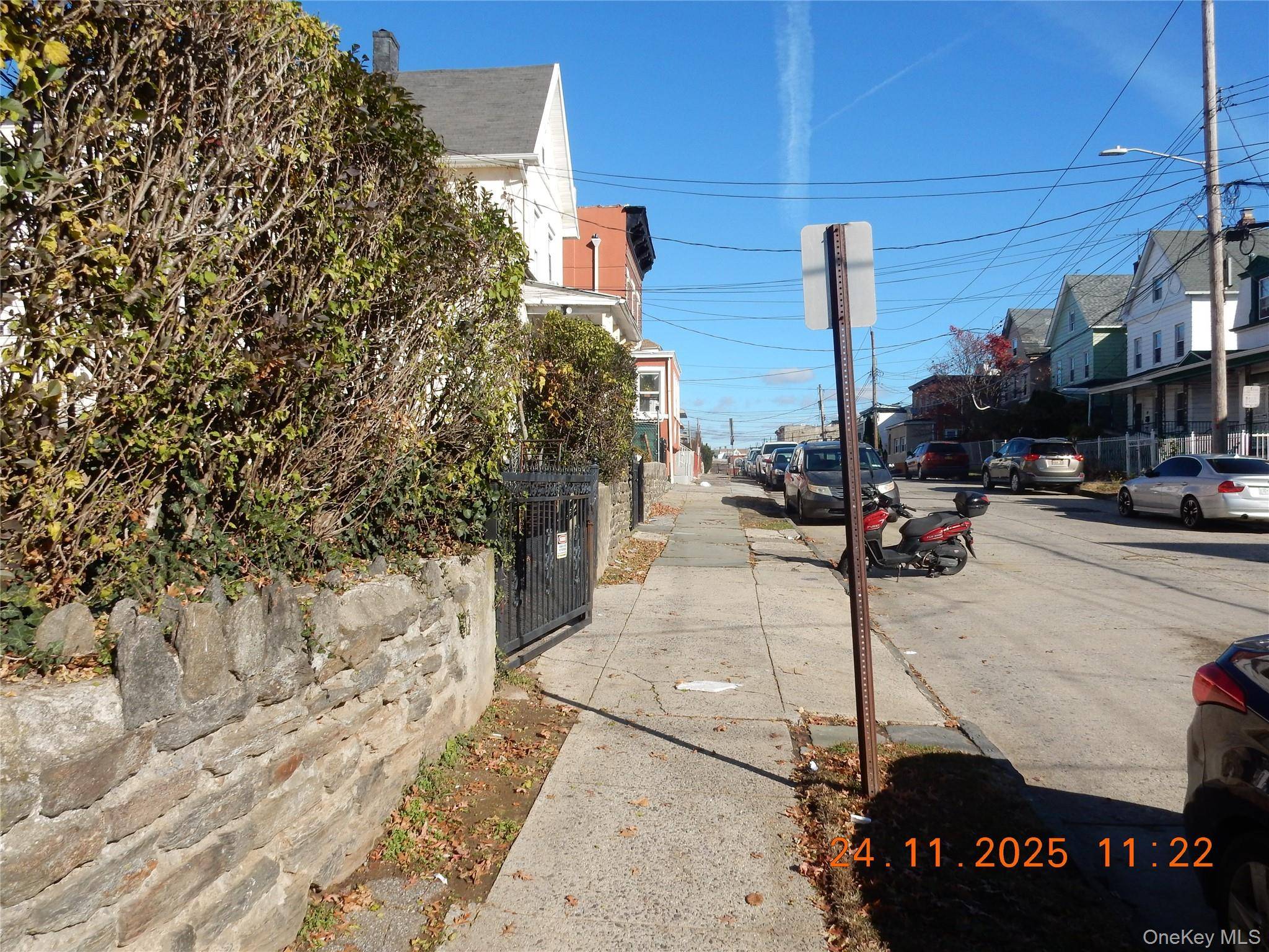42 S Bleeker ST, Mount Vernon, NY 10550