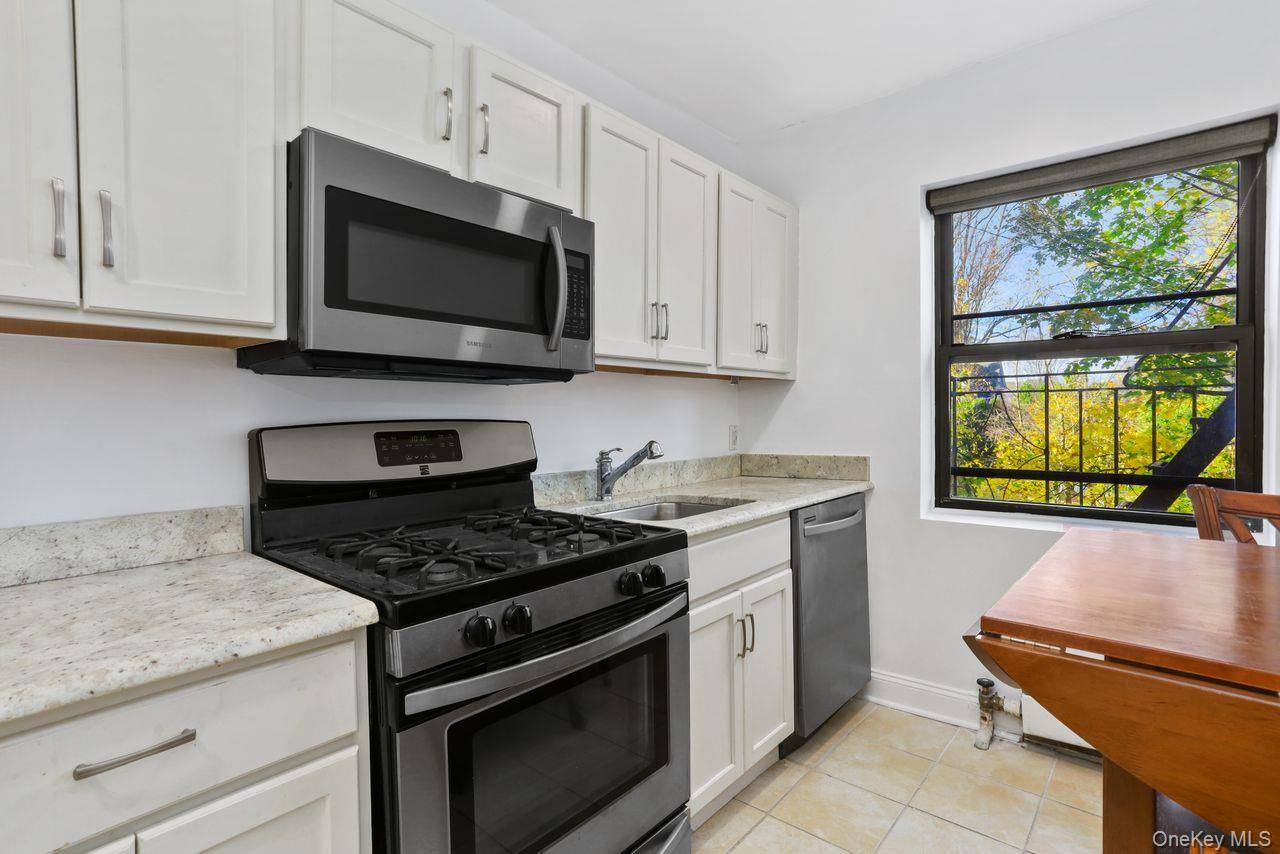604 Tompkins #10-C, Mamaroneck, NY 10543