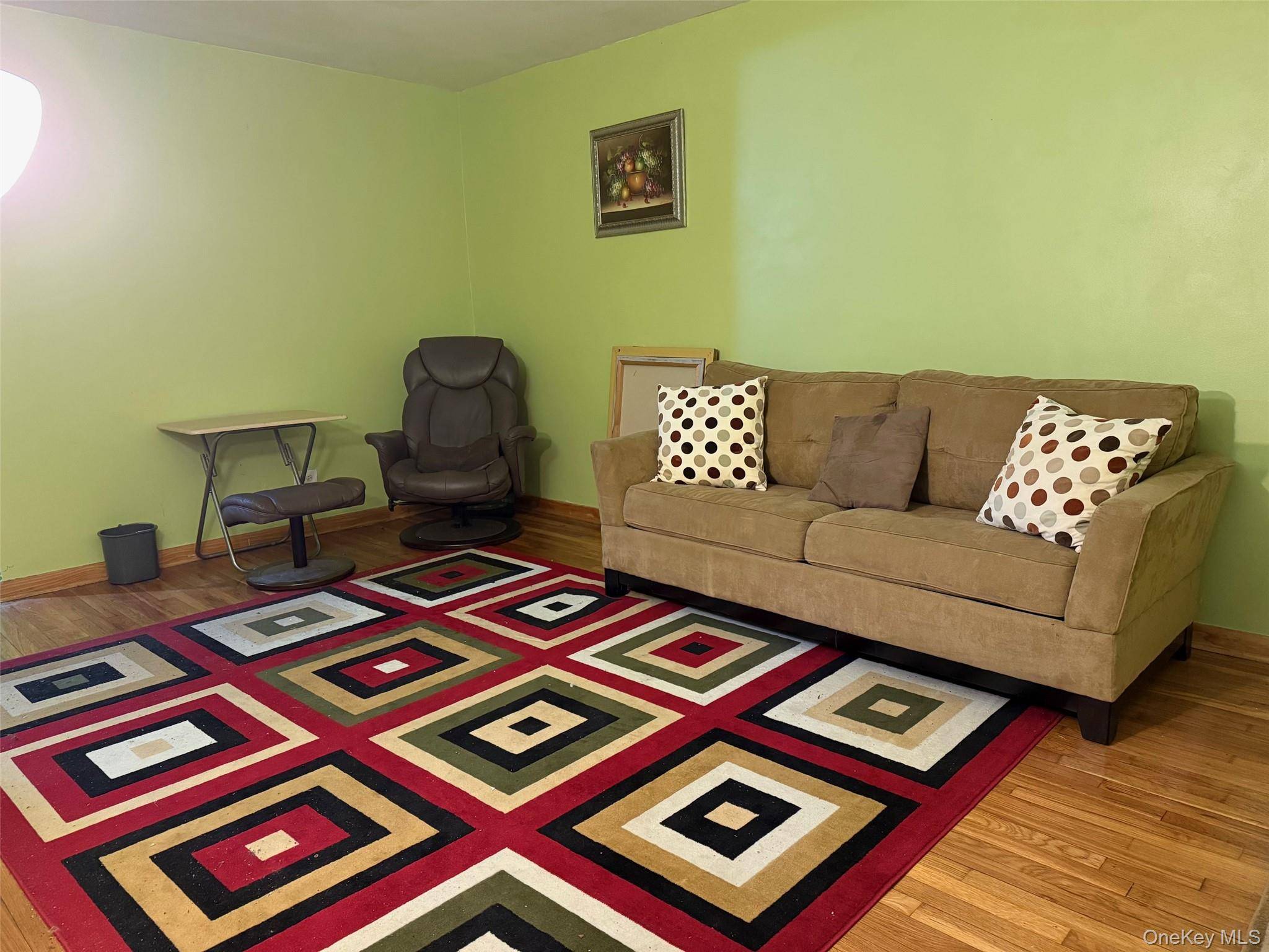 83-25 98 ST #3B, Woodhaven, NY 11421