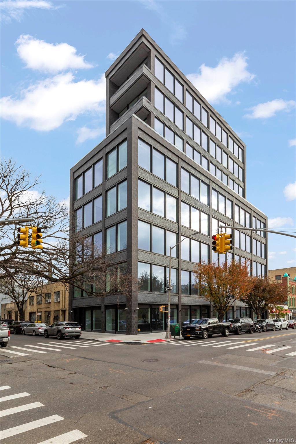 35-01 36th AVE, Astoria, NY 11106