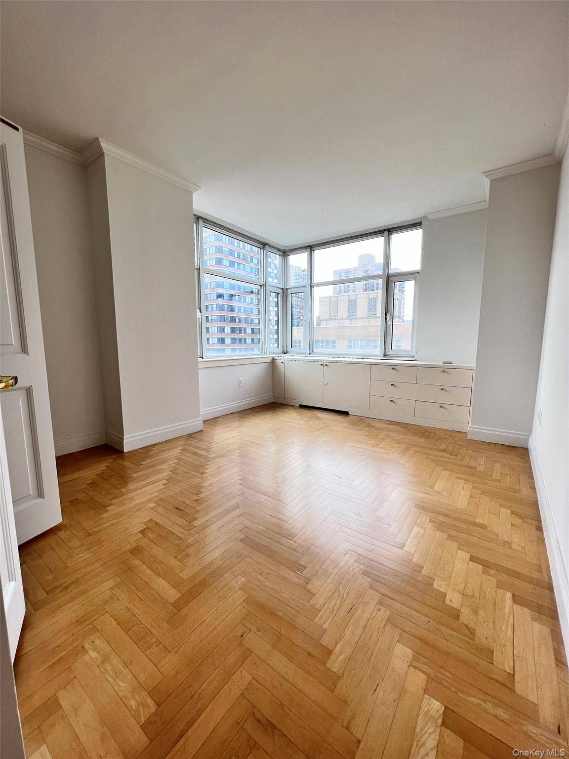 404 E 76th ST #19C, New York (manhattan), NY 10021