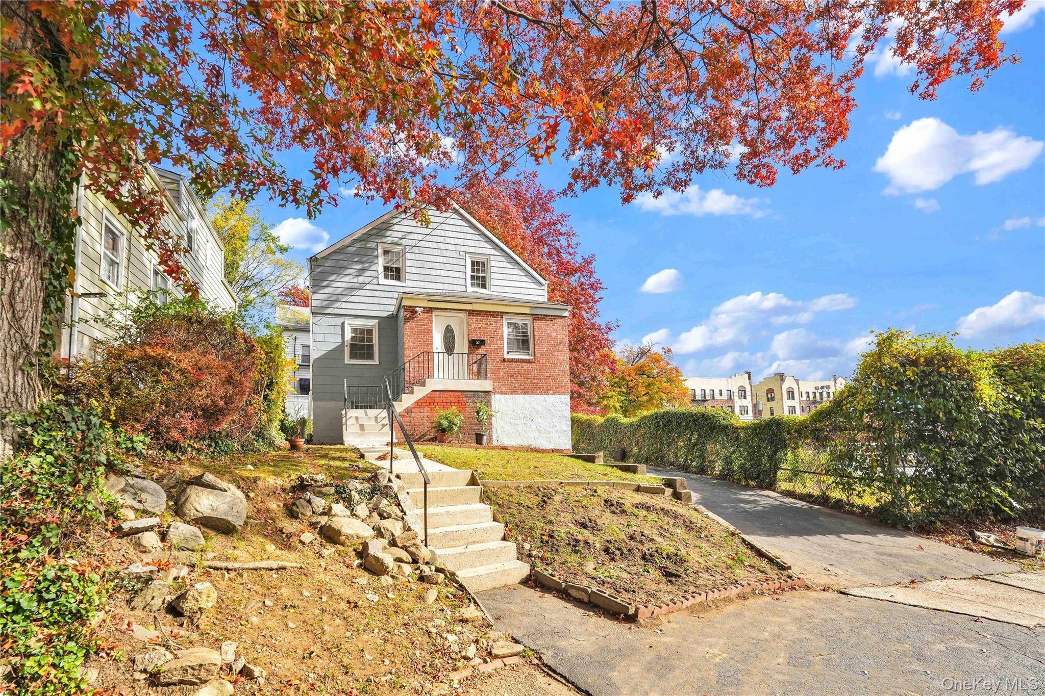 27 Dell AVE, Mount Vernon, NY 10553