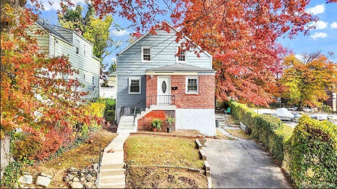 27 Dell AVE, Mount Vernon, NY 10553