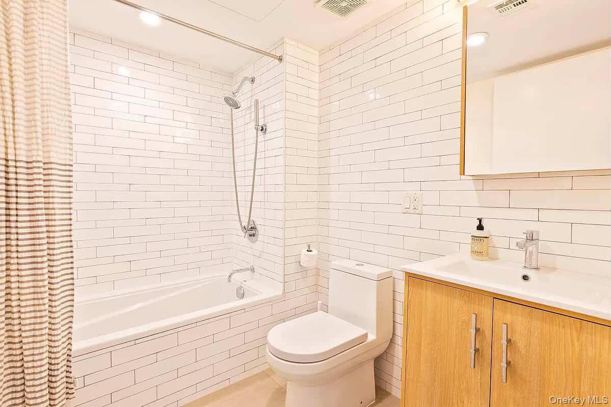 116 Covert ST #2A, Brooklyn, NY 11210