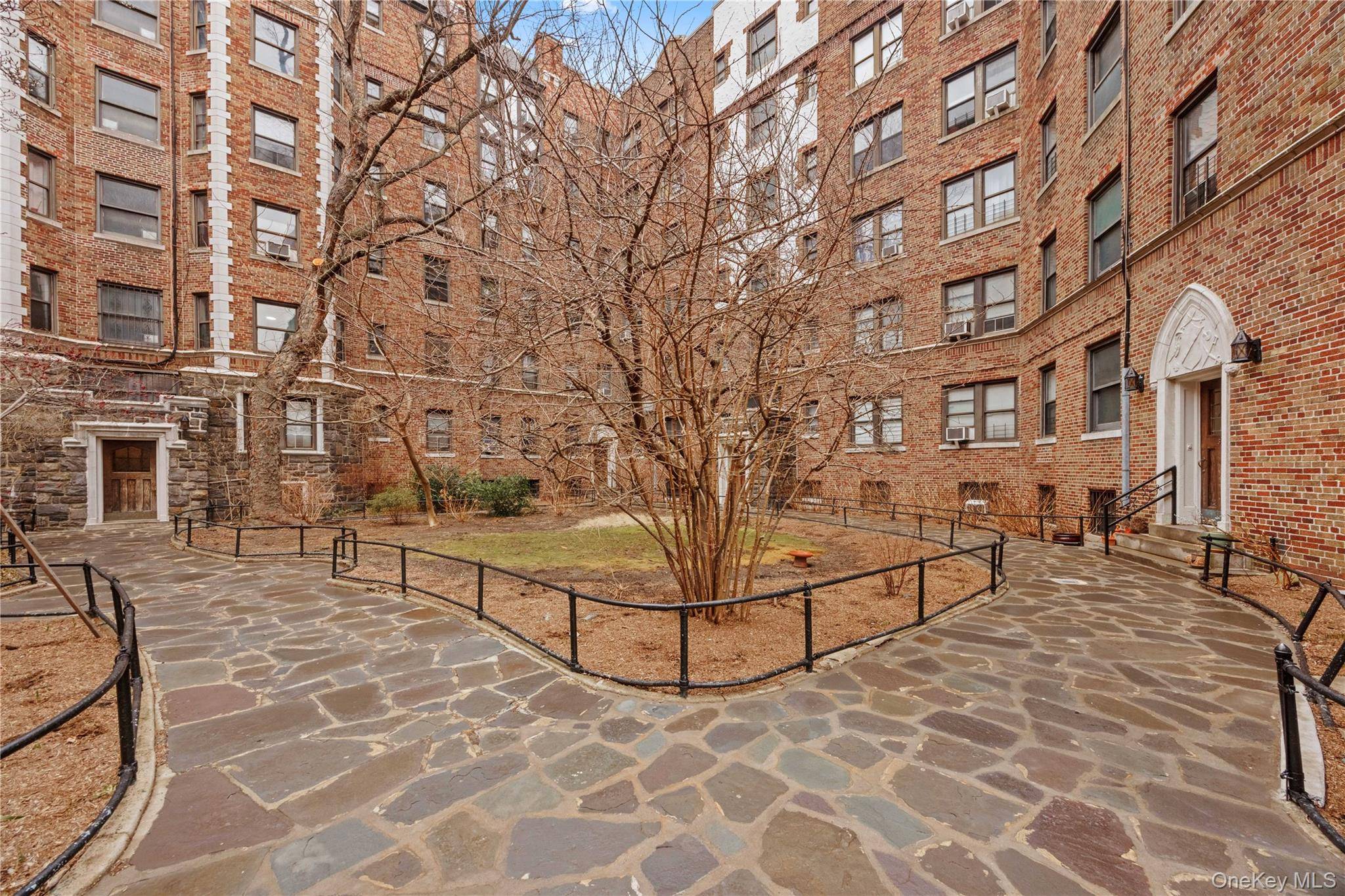 3394 Wayne AVE #E23, Bronx, NY 10467