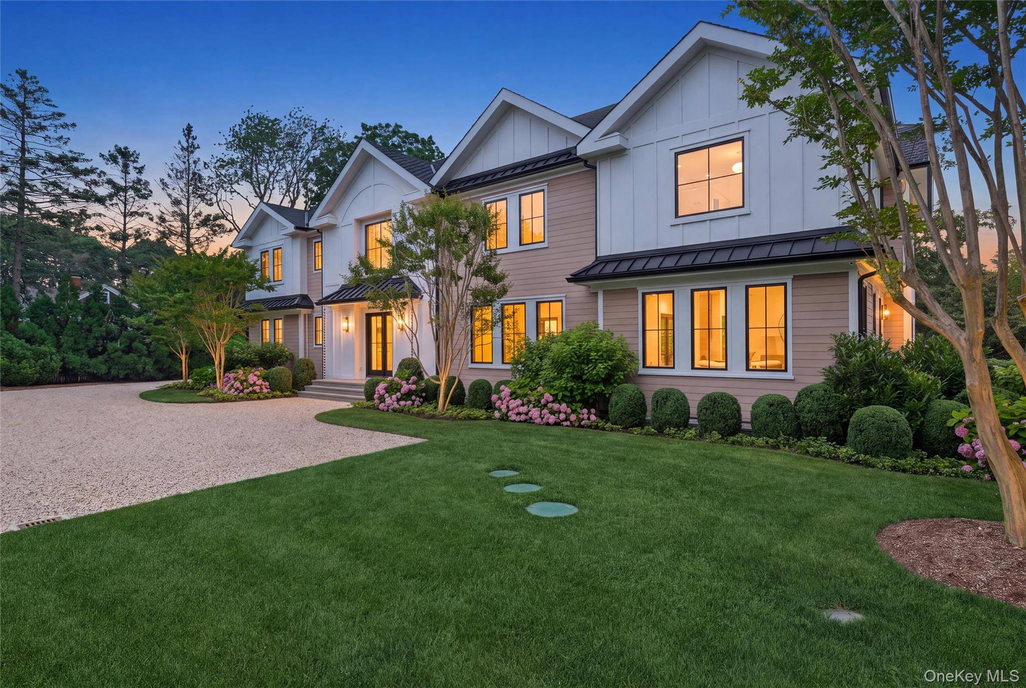 158 Cobb RD, Water Mill, NY 11976