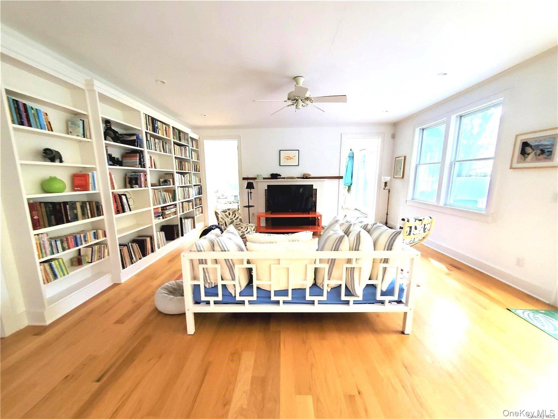 1000 Rambler RD, Southold, NY 11971