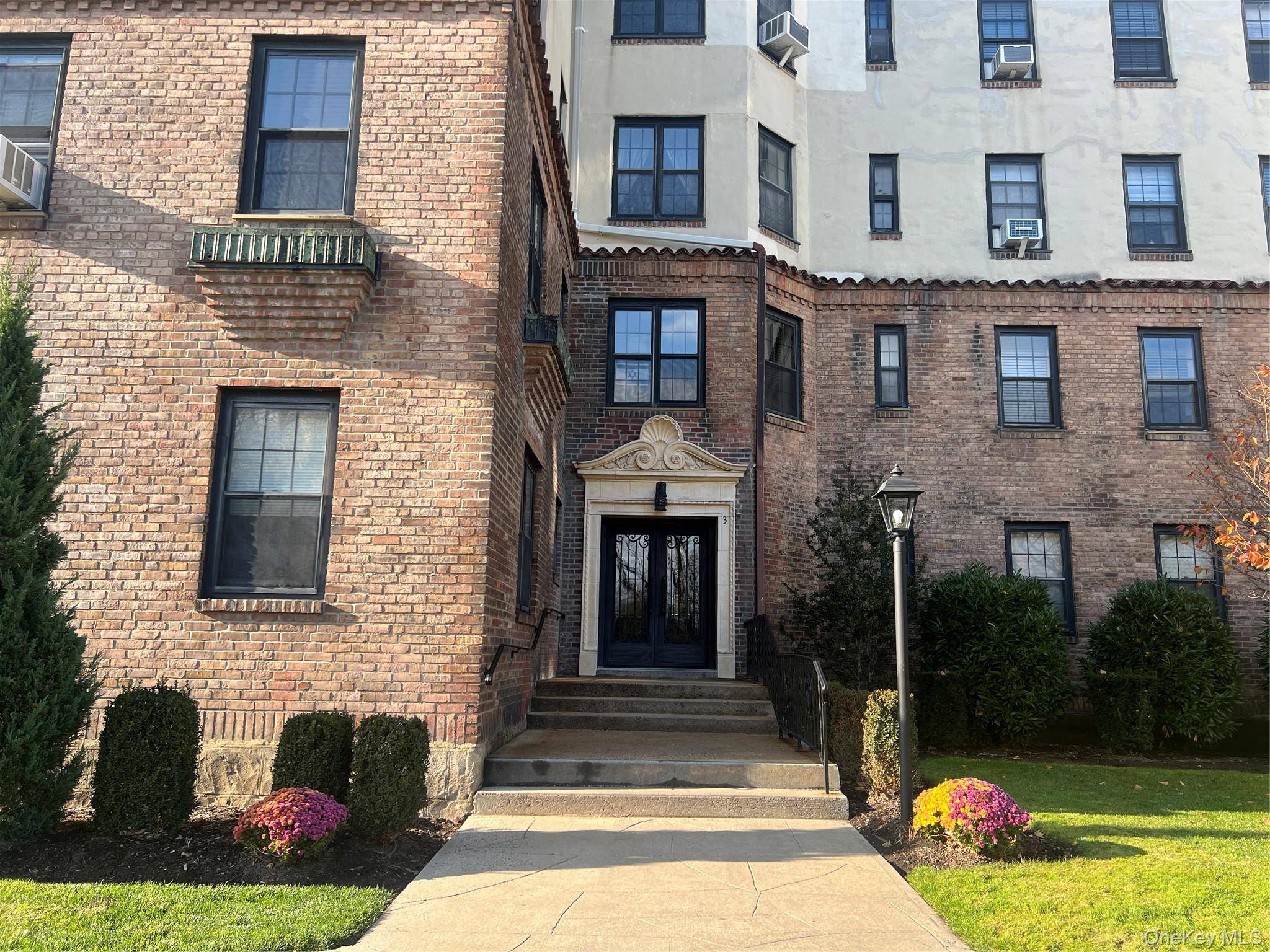 1273 North AVE #1G. Entry 3, New Rochelle, NY 10804