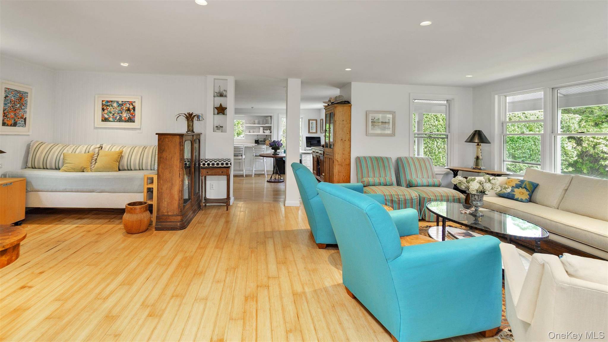 9 Ocame AVE, Westhampton Beach, NY 11978