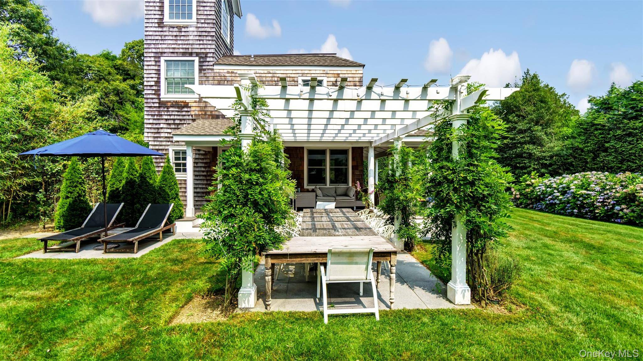 9 Ocame AVE, Westhampton Beach, NY 11978