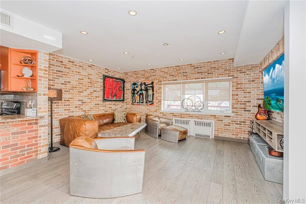 3567 Shore Pkwy #H4A, Brooklyn, NY 11235