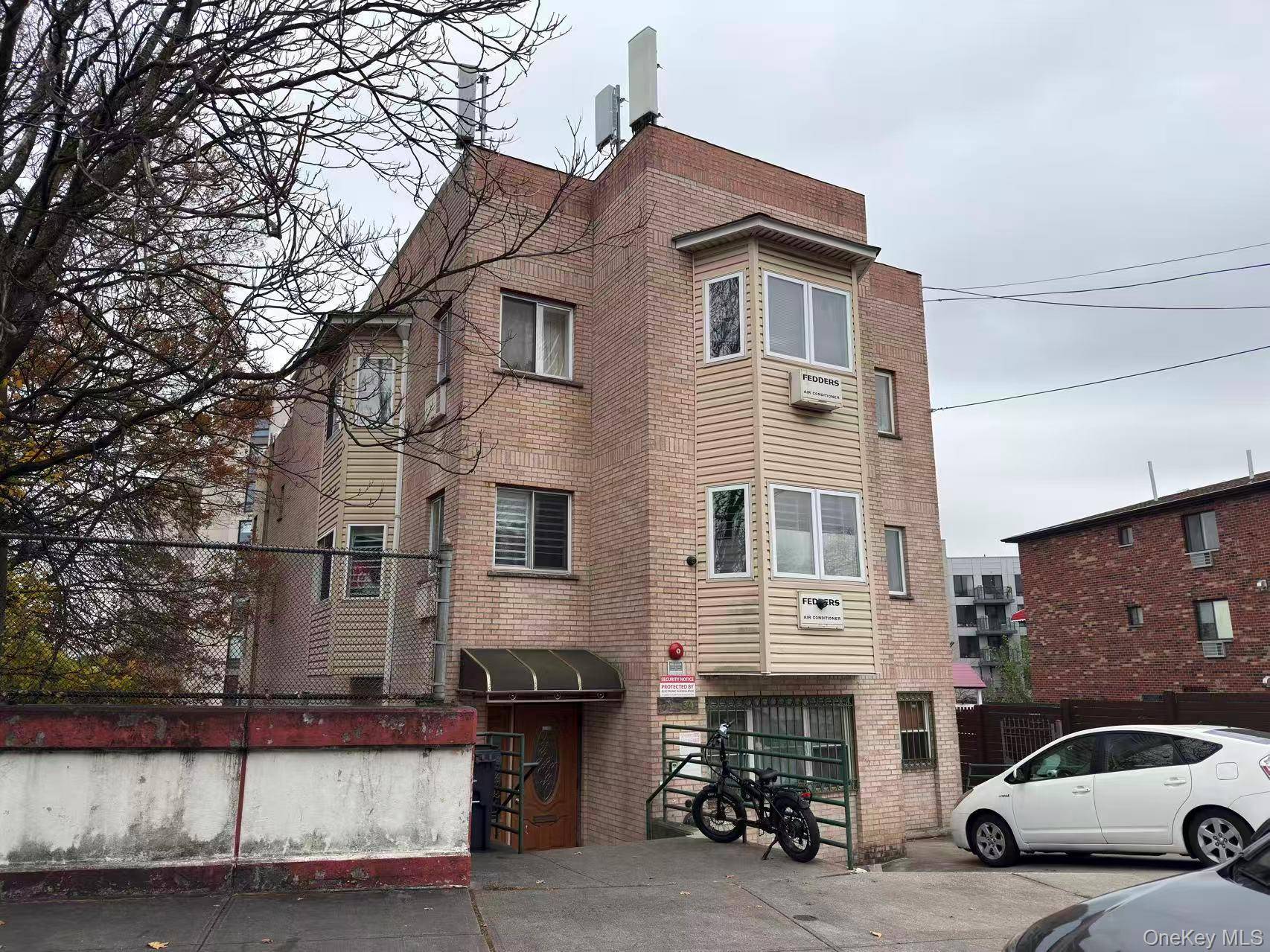 72-34 45th AVE, Woodside, NY 11377