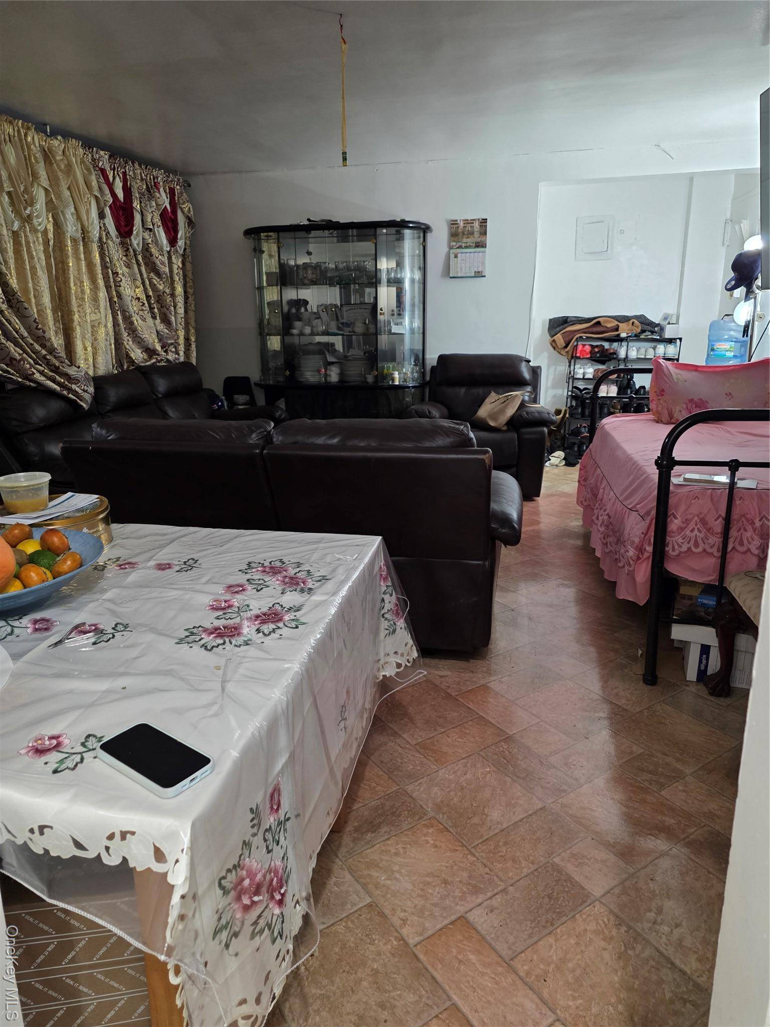 2661 Marion Ave #1H, Bronx, NY 10458