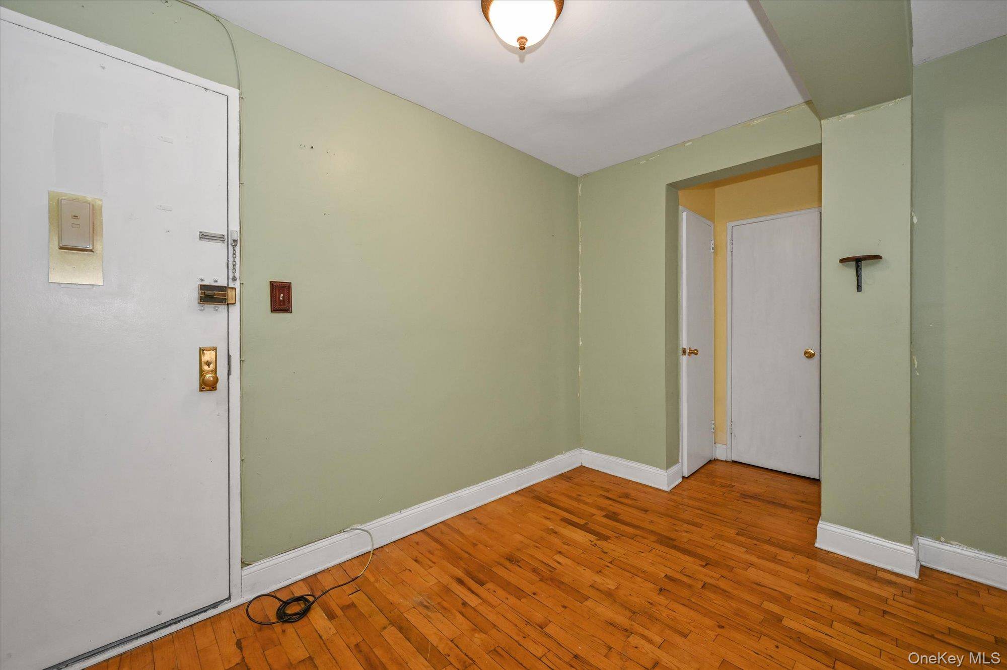 5930 108th ST #4P, Corona, NY 11368