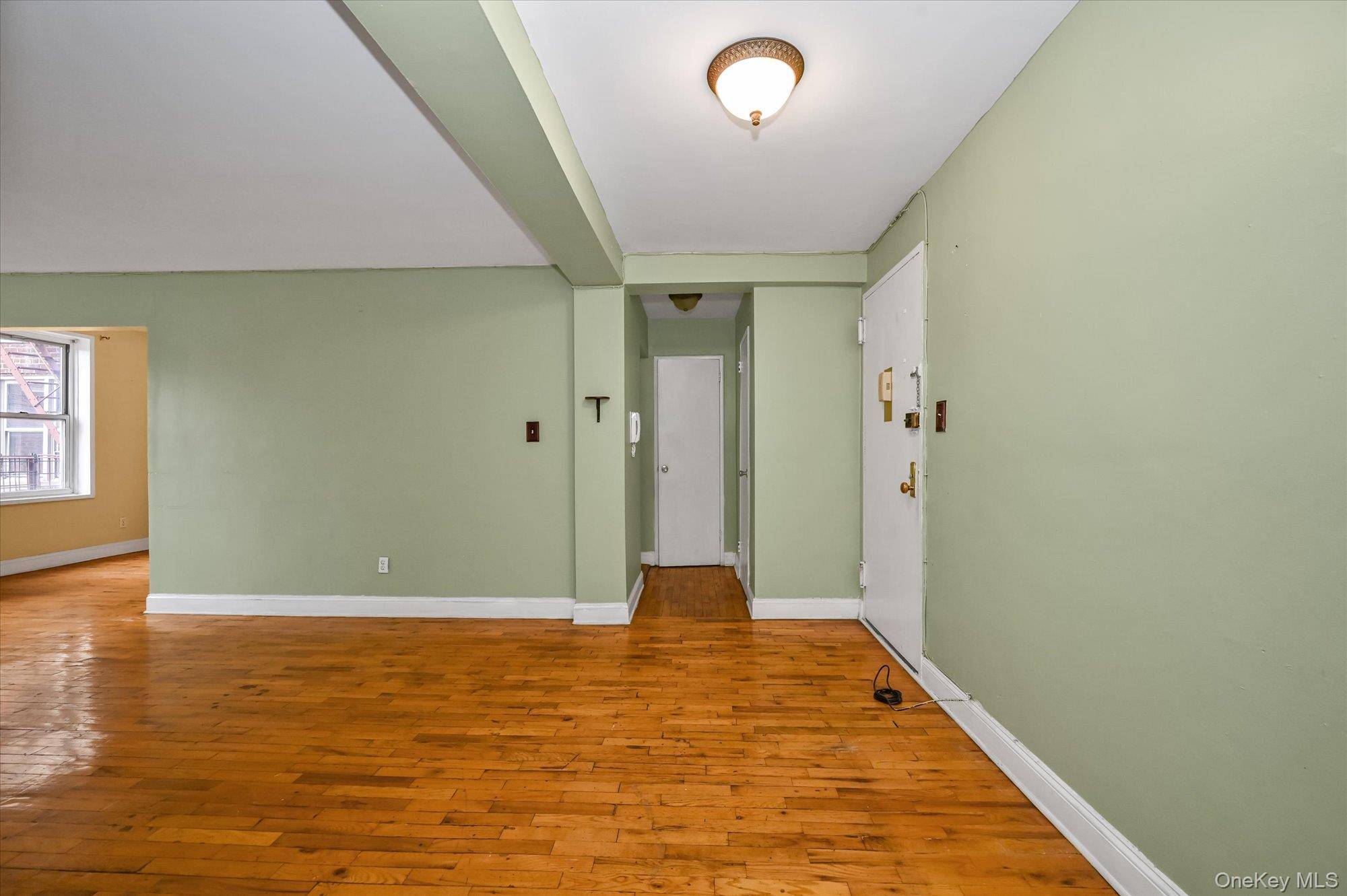 5930 108th ST #4P, Corona, NY 11368