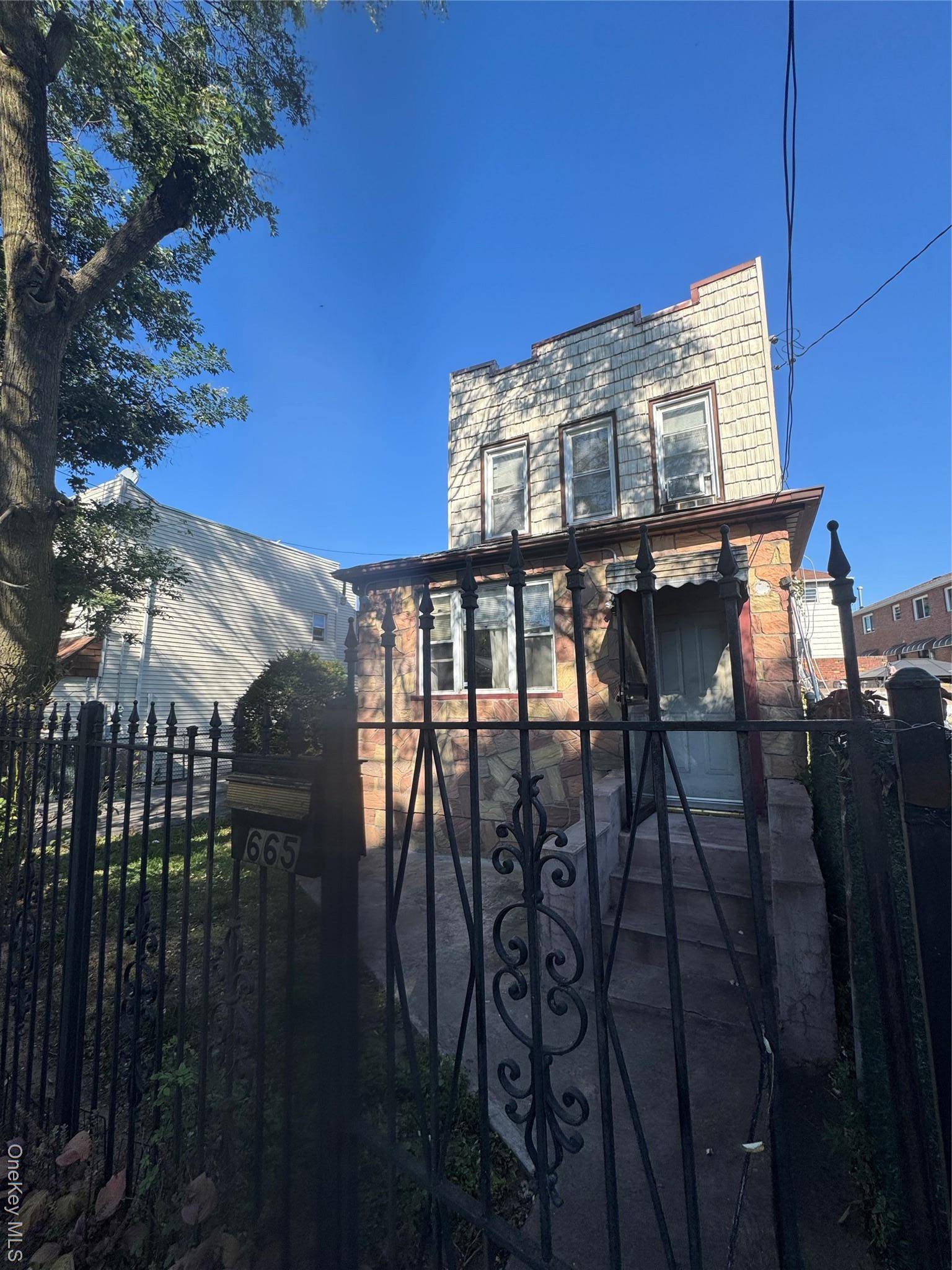 665 Varkens Hook RD, Brooklyn, NY 11236