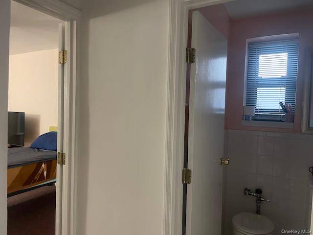 73-45 210 ST #1C, Oakland Gardens, NY 11364