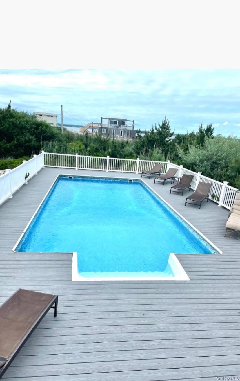 800 Dune RD, Westhampton Beach, NY 11978