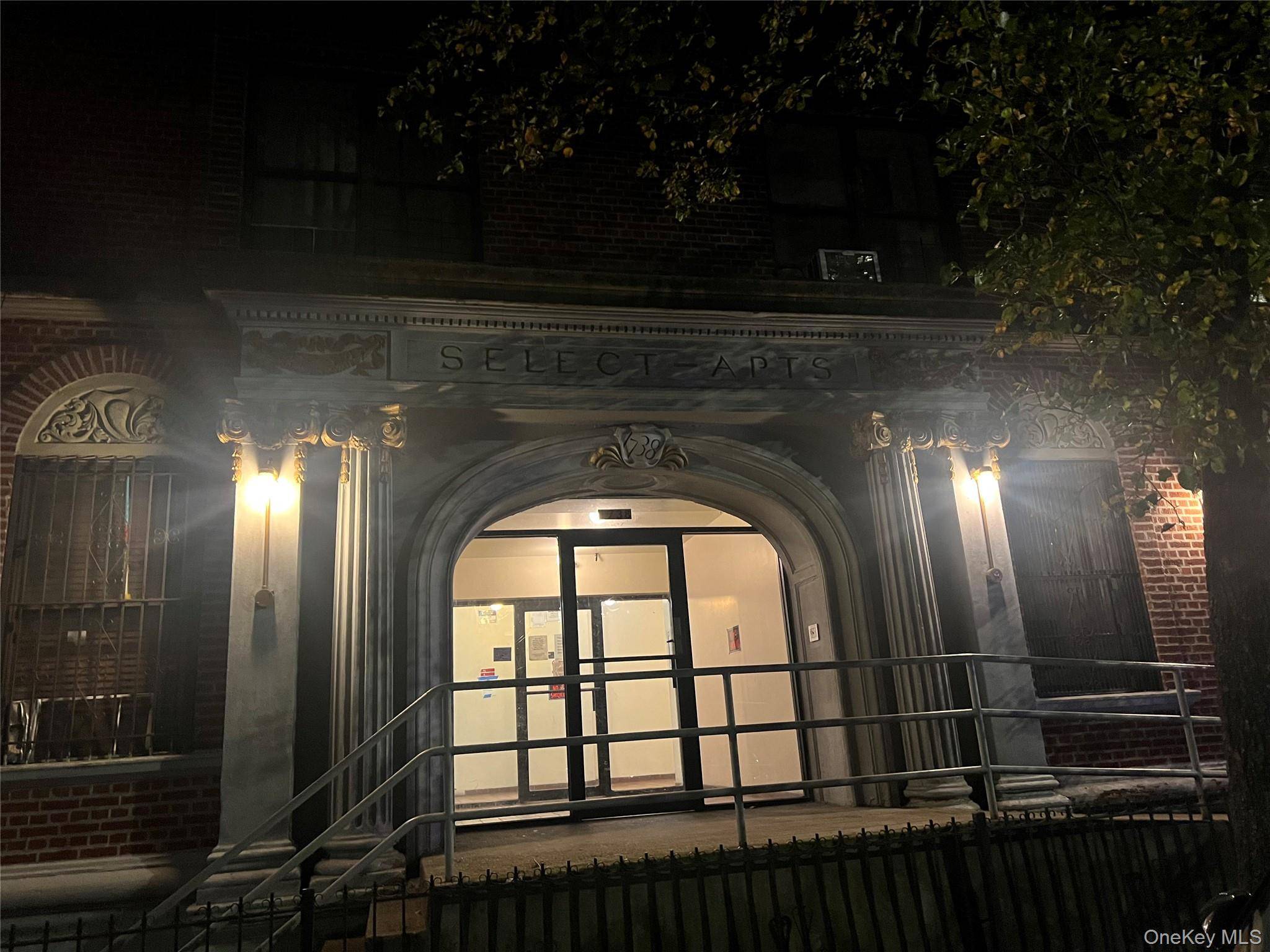 1738 Union ST #2A, Brooklyn, NY 11213