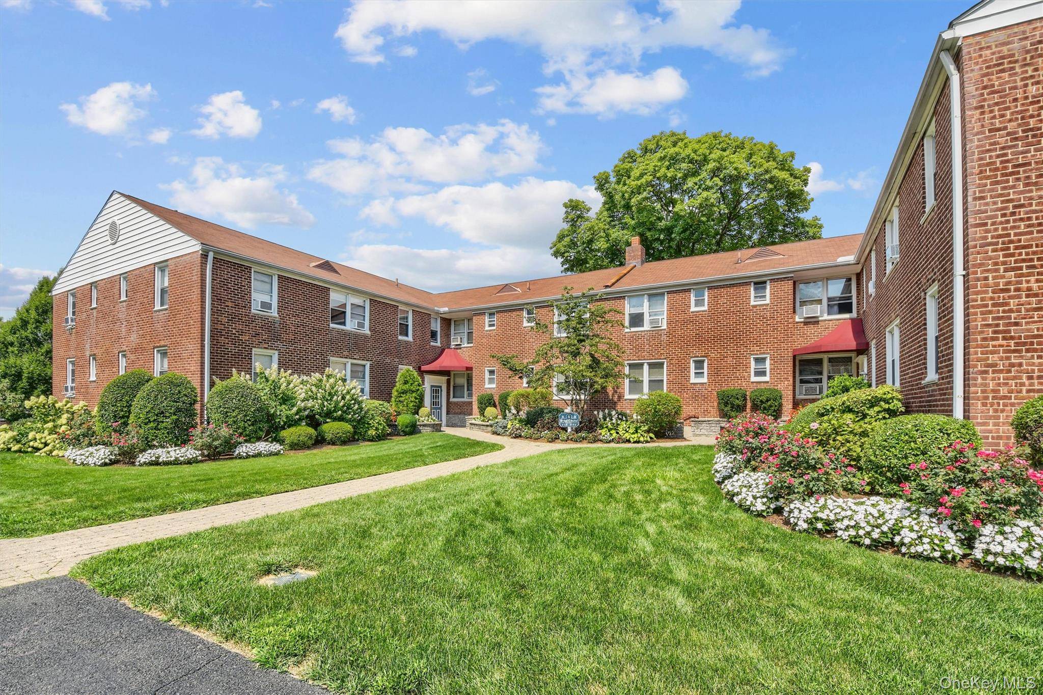 6 Bryant CRES #1H, White Plains, NY 10605
