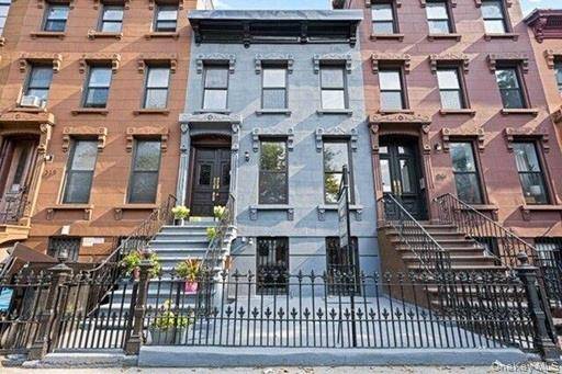308 Clifton PL, Brooklyn, NY 11216