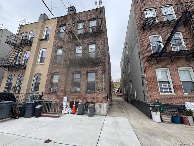 3080 37th ST, Astoria, NY 11103