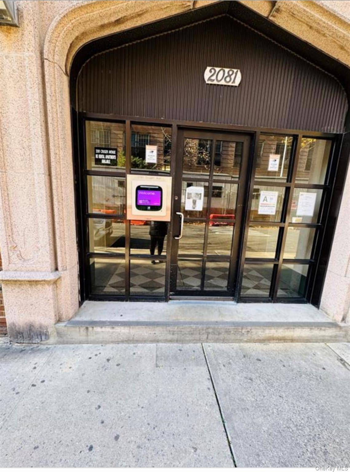 2081 Cruger Avenue Cruger #1K, Bronx, NY 10462