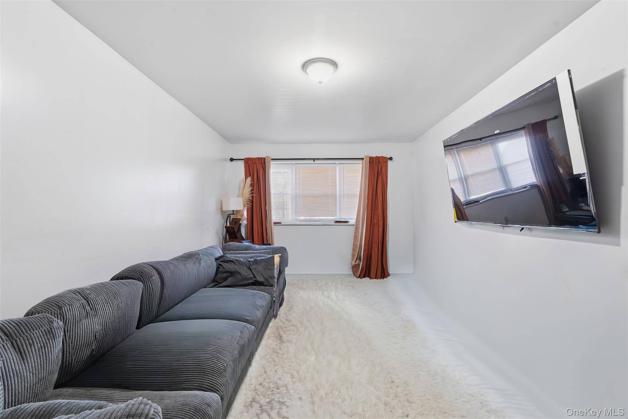 1679 Unionport RD, Bronx, NY 10462