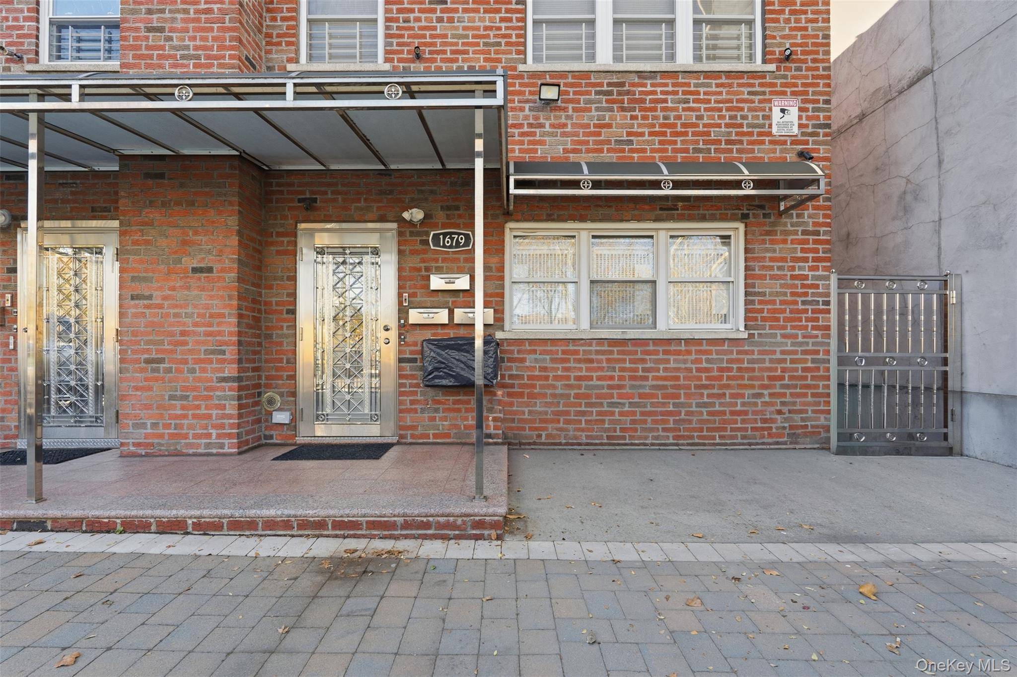 1679 Unionport RD, Bronx, NY 10462