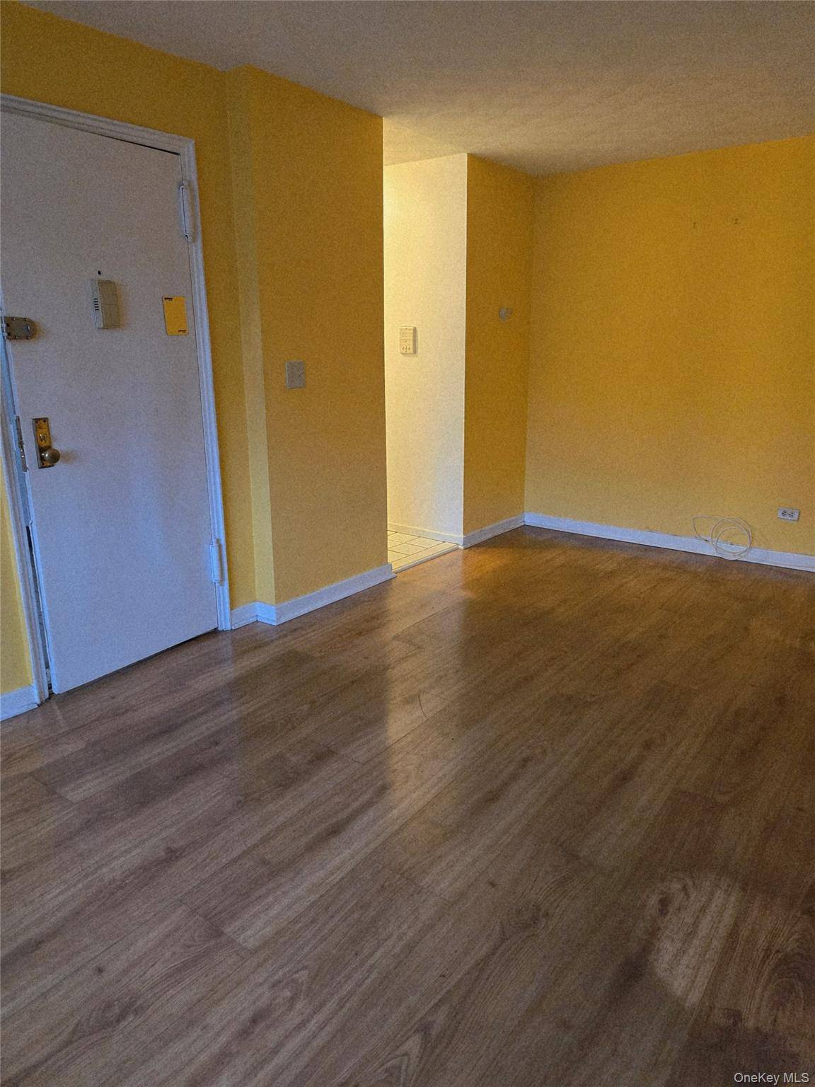 111-22 66th AVE #2C, Forest Hills, NY 11375