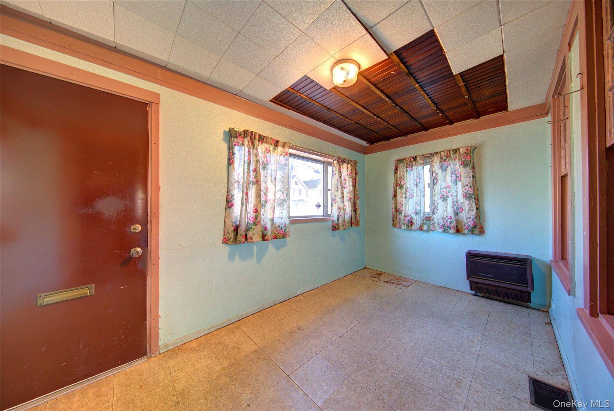 89-10 121st ST, Richmond Hill, NY 11418