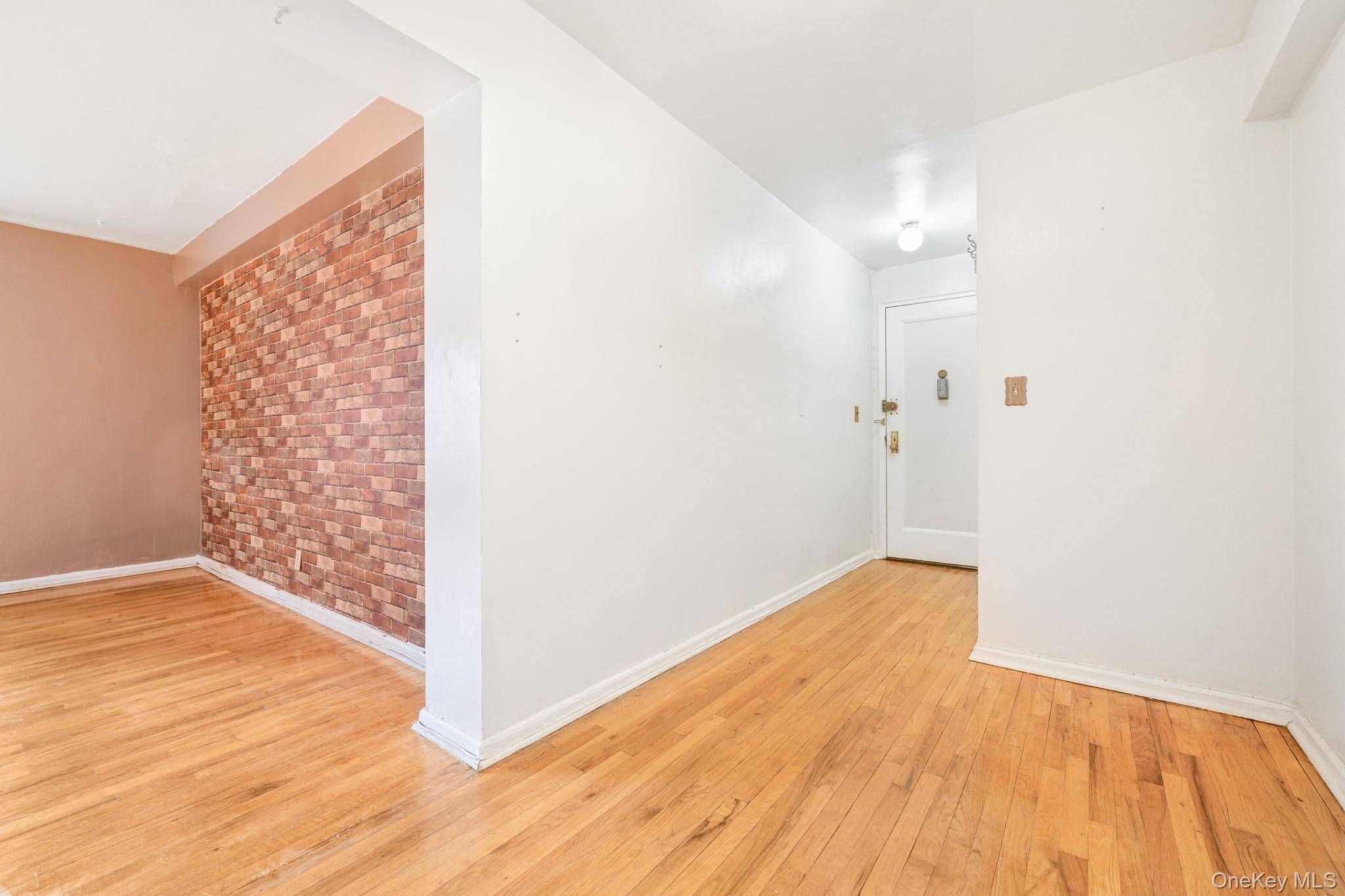 485 E Lincoln AVE #201, Mount Vernon, NY 10552