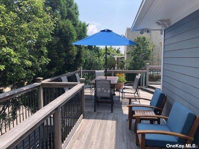 14 Kensington ST, Lido Beach, NY 11561